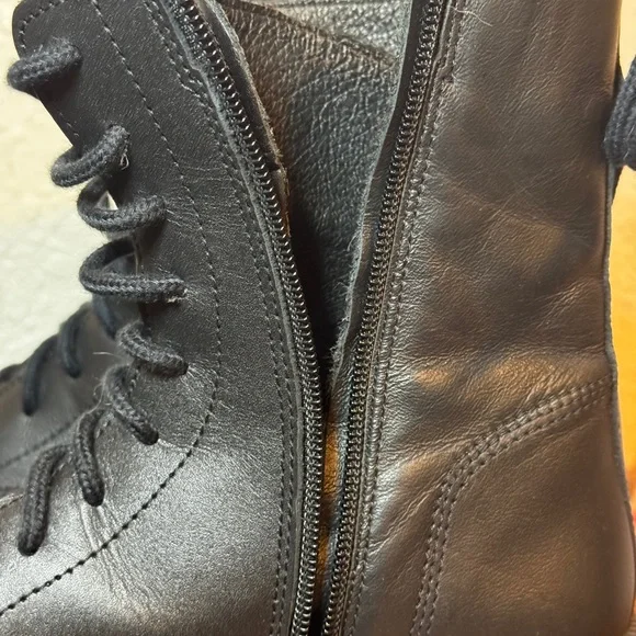 Steve Madden Jamisyn Black Buttery Leather Combat Boots 🥾 - Picture 9 of 10